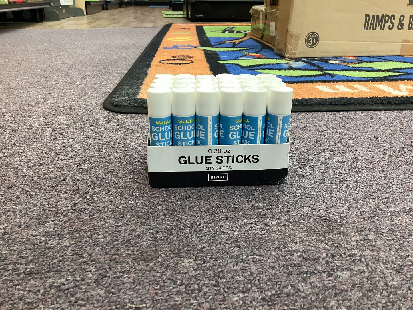 Single washable glue sticks