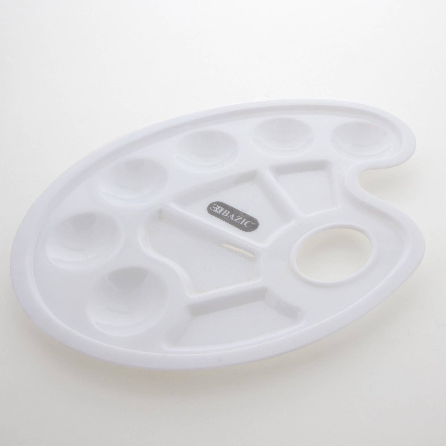 Oval 10-Mixing Palette w/ Thumb Hole