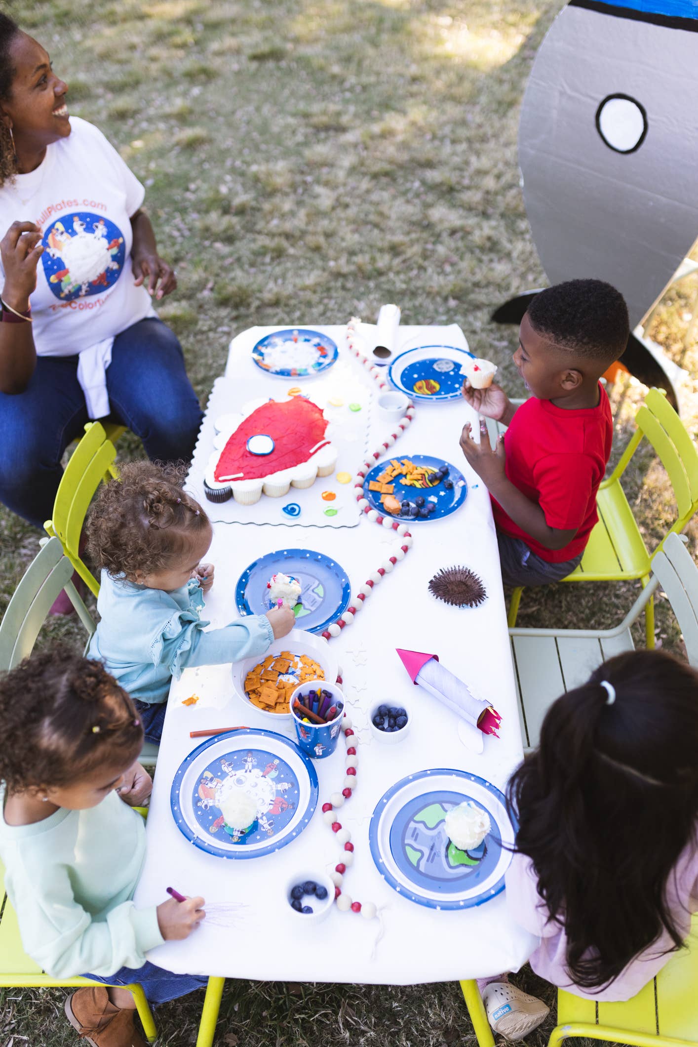 4-Piece Plate Melamine Space Theme Plate Set