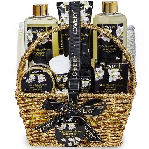 Bath gift set with various products in a basket, featuring the brand 'Lowery'.